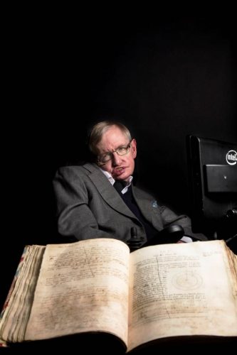 Stephen Hawking doktori értekezését több mint kétmillióan látták egy hét alatt