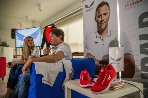 Talpig turulban: amihez másnak évek kellenek, Mészárosnak hónapok