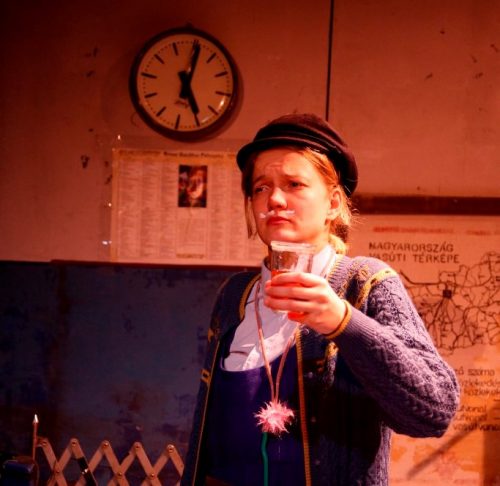 Felújított Ibusár-megállóhely (Tamási Áron Színház – Sepsiszentgyörgy)