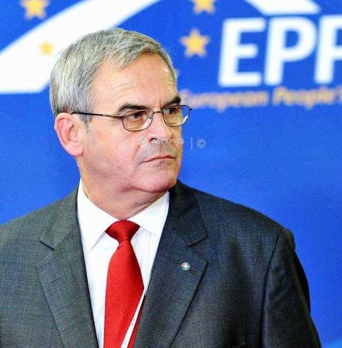 Cătălin Ivan: Kérni fogom az Európai Parlament vezetőségét, hogy részesítse fegyelmi megrovásban Tőkés Lászlót
