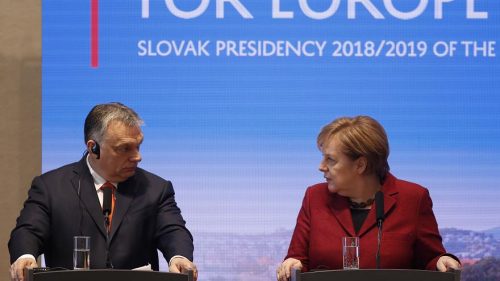 Merkel: a tagországok döntsenek, ki jöhet