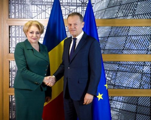 Donald Tuskkal és Frans Timmermansszal egyeztetett brüsszeli munkalátogatáson tartózkodó Viorica Dăncilă miniszterelnök
