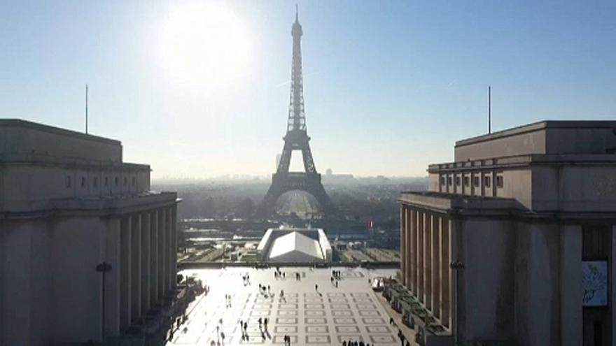130 éves az Eiffel-torony (VIDEÓ)