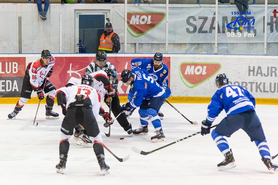 Kiütéses győzelem – Csíkszeredai Sportklub (Jégkorong)