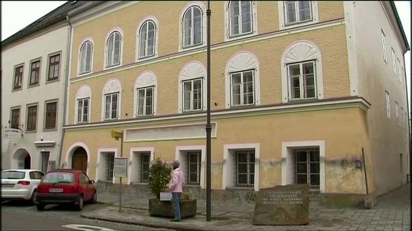 Rendőrőrs lesz Hitler szülőházából (VIDEÓ)