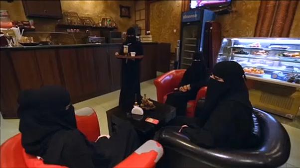 Szaúd-Arábia: újabb ajtó nyílt a női egyenjogúság felé (VIDEÓ)