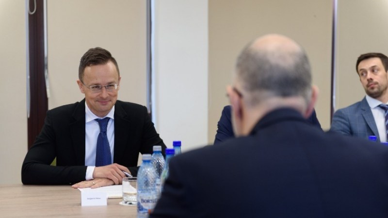 Szijjártó Péter Kolozsváron: Most látszik igazán, hogy mennyire egymásra vagyunk utalva