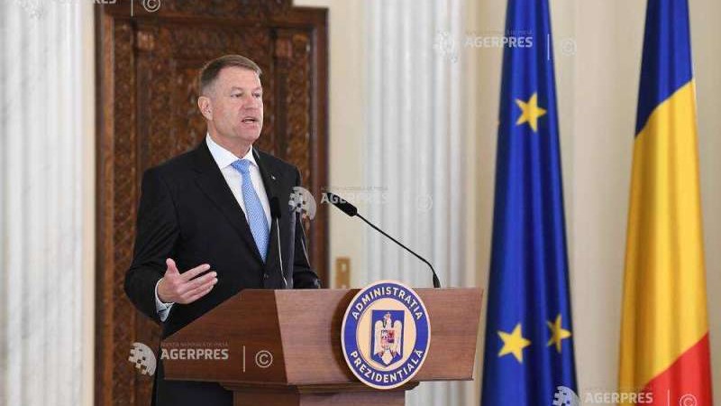 Visszaküldte az államfő a parlamentnek újbóli megfontolásra az újságíróknak adómentességet biztosító törvényt