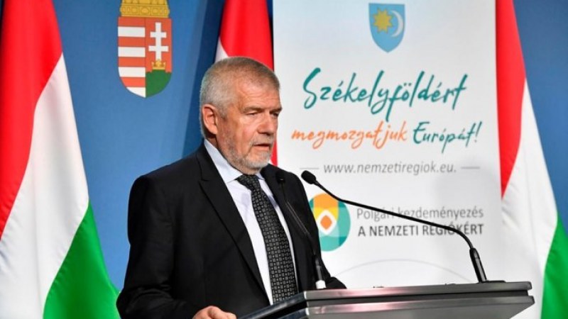 Van tere a szolidaritásnak, az értelmes cselekvésnek!