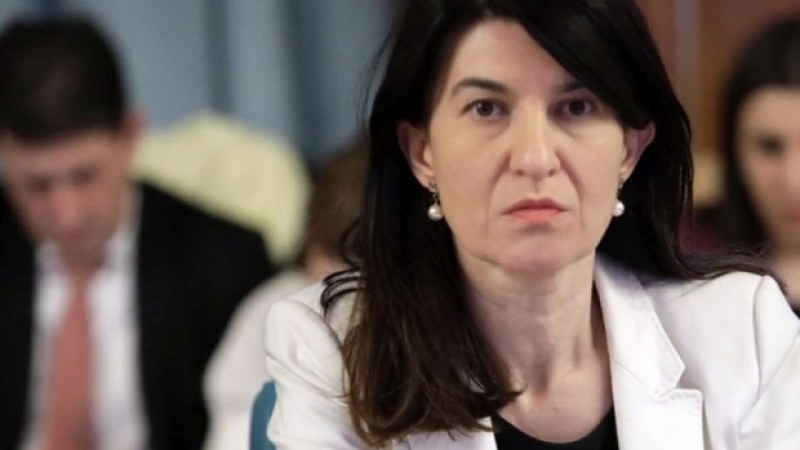 Munkaügyi miniszter: Van pénz a nyugdíjak és a közalkalmazotti bérek kifizetésére