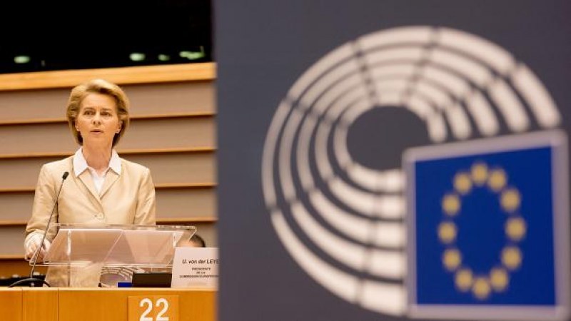 Koronavírus: von der Leyen bocsánatot kért (VIDEÓ)