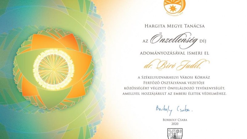 Önzetlenség-díjjal tüntette ki a székelyudvarhelyi kórház két orvosát Hargita Megye Tanácsa