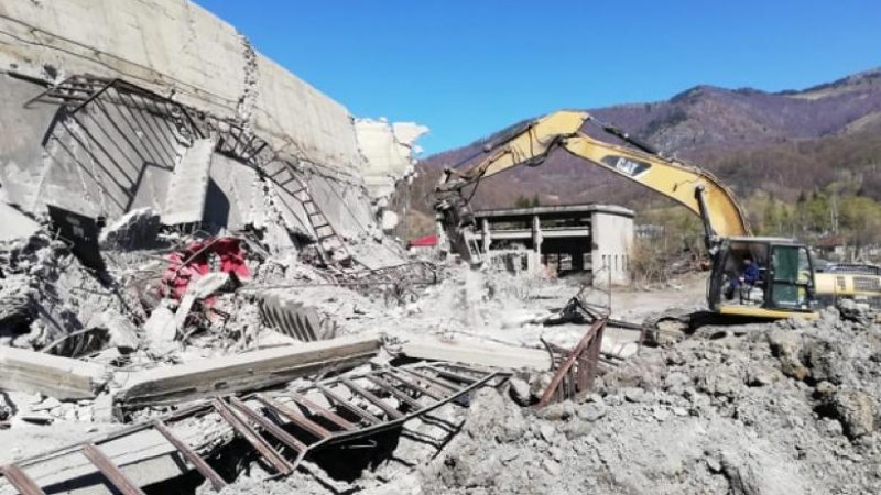 Munkabaleset a hobicaurikányi bányában, két emberre omlott egy torony