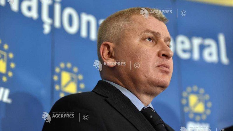 Az RMDSZ által előterjesztett közigazgatási törvénykönyv elutasítását kéri Florin Roman (PNL)