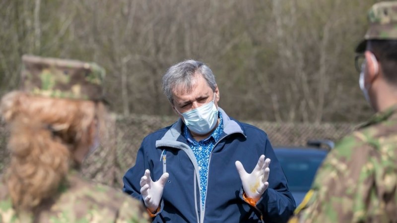 Életbe lépett a 11-es számú katonai rendelet