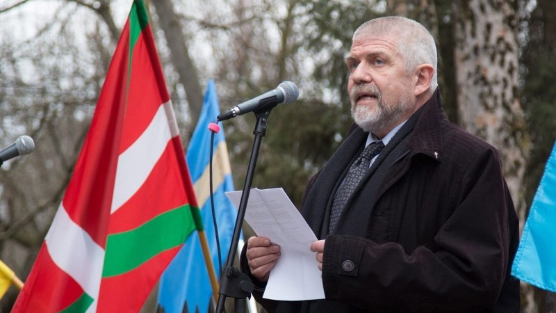 Izsák Balázs: csütörtök éjfélig az interneten is összegyűlhet az egymillió aláírás a nemzeti régiókért