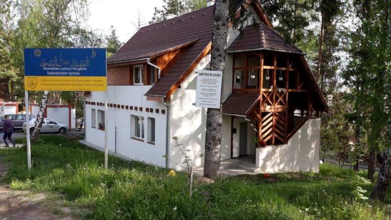 Dolgoznak a munkagépek Csíkban