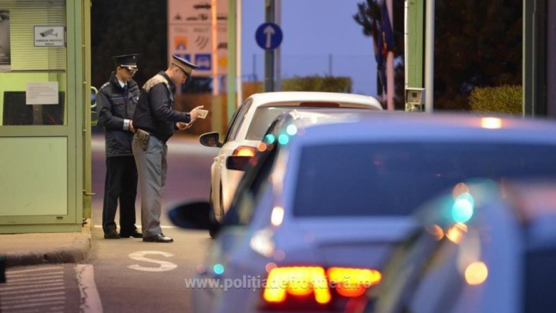 Nagy forgalom van az országhatáron, érdemes tájékozódni a ki és belépésnél
