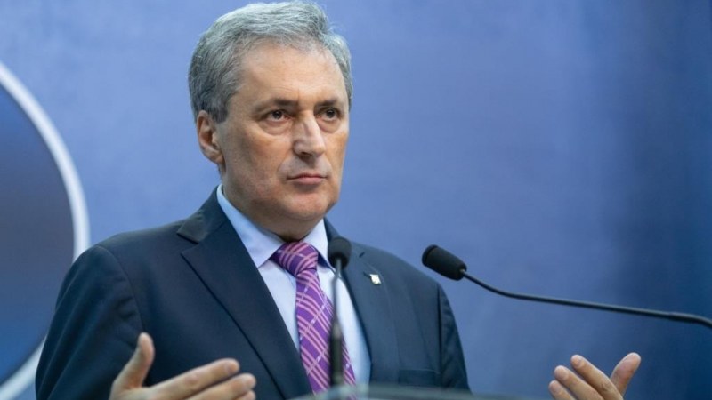 Vela: aki nem hisz a koronavírus létezésében, látogasson el egy kórházba és álljon szóba a betegekkel