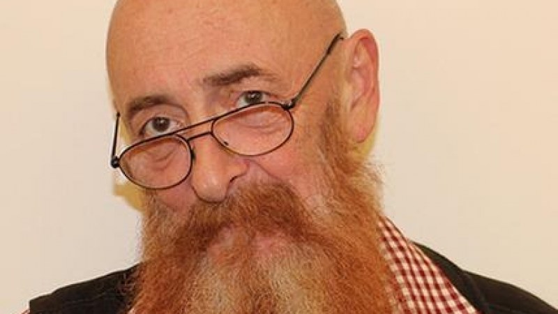 Kishatárátlépővel a nagyvilágba – Beszélgetés Márkus-Barbarossa János hangszerkészítővel