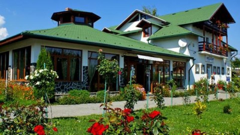 Csaknem 44 százalékkal csökkent a vendégéjszakák száma Romániában az első négy hónapban