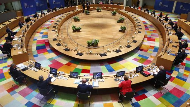 Hollandia egyelőre blokkolja a megegyezést az uniós csúcstalálkozón (VIDEÓ)