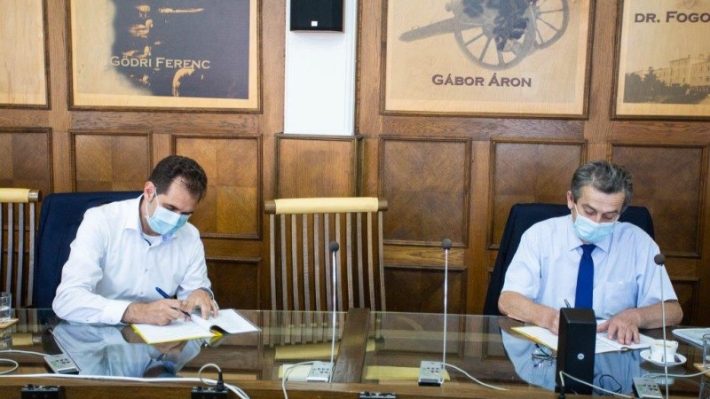 A legnagyobb értékű támogatási szerződését írta alá Sepsiszentgyörgy Önkormányzata