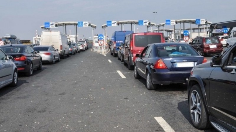 Több mint 85 ezren lépték át az országhatárt az elmúlt 24 órában