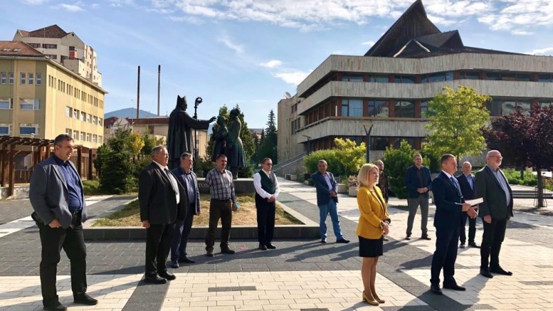 Mezei János szerint a választások előtt lelkesedés és várakozás jellemzi a magyarokat