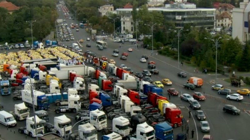 FORT: Széleskörű tiltakozó akciókra készülnek a fuvarozók a napidíj megadóztatása miatt