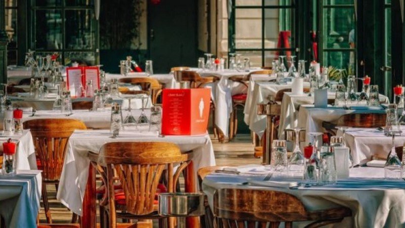 A katasztrófavédelmi felügyelők 8 millió lej értékben róttak ki bírságokat a vendéglátóipari egységeknek