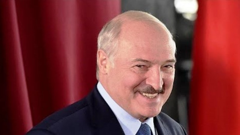 Lukasenka a honvédséggel fenyeget (VIDEÓ)