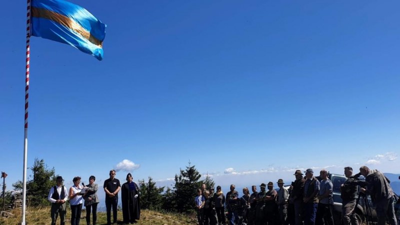 Székely Zászló a Nagy–Sándoron