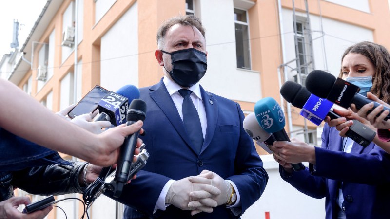 Jövő héttől otthonukban maradhatnak az enyhe tünetű fertőzöttek