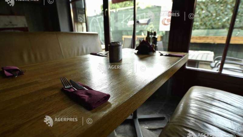 Bezárta 17 Maros megyei helységben a vendéglők, kávézók és klubok beltéri termeit a vészhelyzeti bizottság