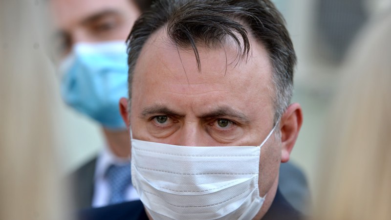 Holnap kezdik szétosztani a kórházaknak a gyorsteszteket