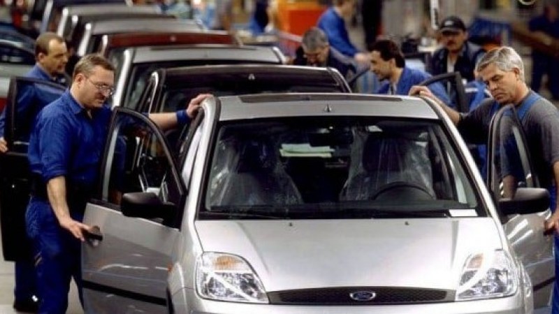 Romániában leállt a Ford gyártása