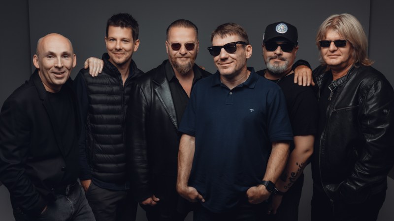 "20 éven át…" Az Ismerős Arcok zenekar koncert-riportfilmje