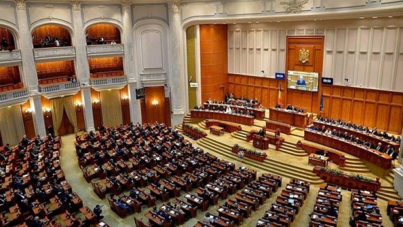 Alkotmánysértőnek bizonyult a Ion Iliescu vezette Román Forradalom Intézetének felszámolása