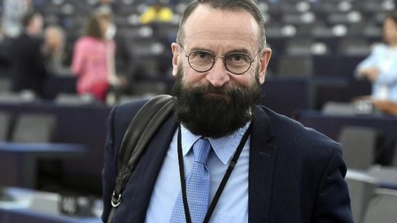 Hivatalos: Szájer József nem fogyasztott kábítószert