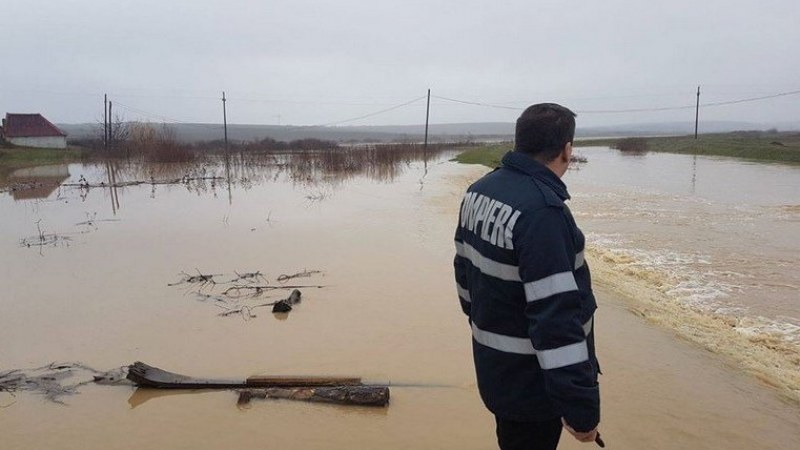 Elsőfokú árvízriasztás csütörtök délig 13 erdélyi és bánsági megyében