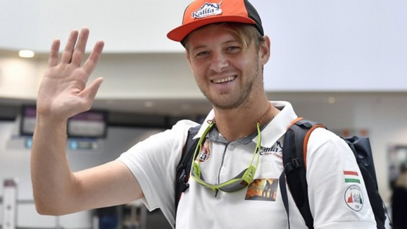 Elindult a Mount Everest meghódítására a nagyváradi Varga Csaba