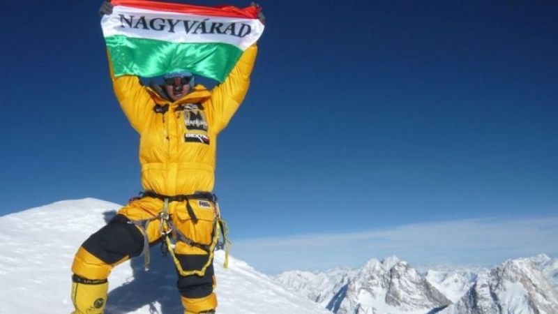 A nagyváradi Varga Csaba elindult a Mount Everest meghódítására