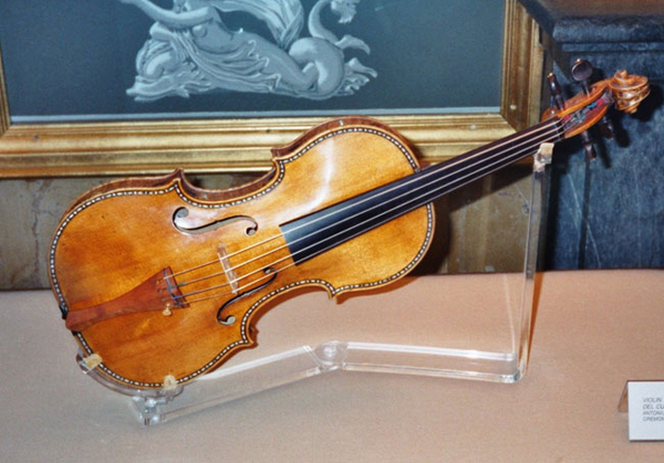 stradivari