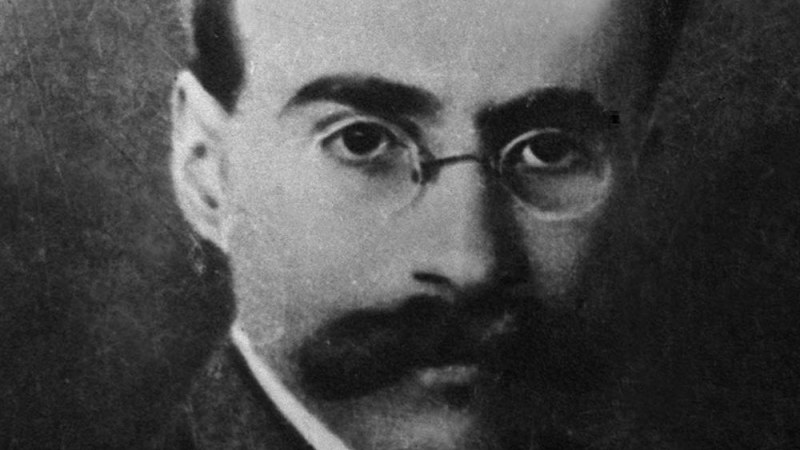 „Nagyapa, ki volt Szabó Ervin?” – Könyv a bolsevizmus ideológusáról és a rendszer utcaneveiről