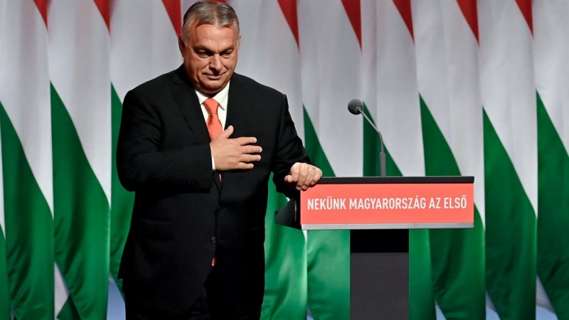 Újraválasztották Orbán Viktort a Fidesz elnökének