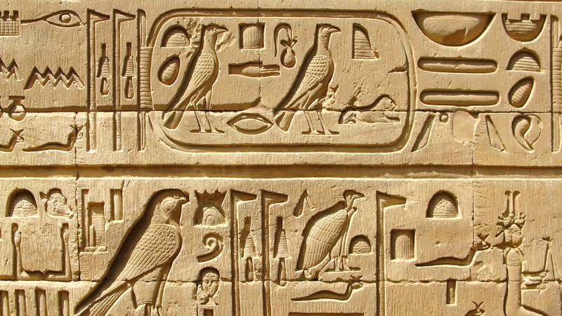 Nemzeti tantervben az ősi írás – Egyiptom [R]