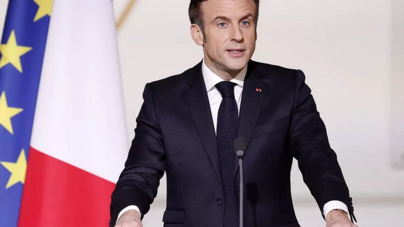 Macron óvatosságra és visszafogottságra kérte a francia hadsereget