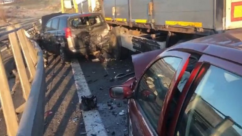 Kolozs megye: két személy sérült meg az észak-erdélyi autópályán történt balesetben
